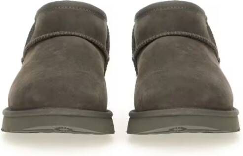 Ugg Boots Classic Ultra Mini Ankle Boots in grijs