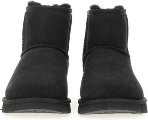 Ugg Boots Mini Classic Ii Boot in zwart