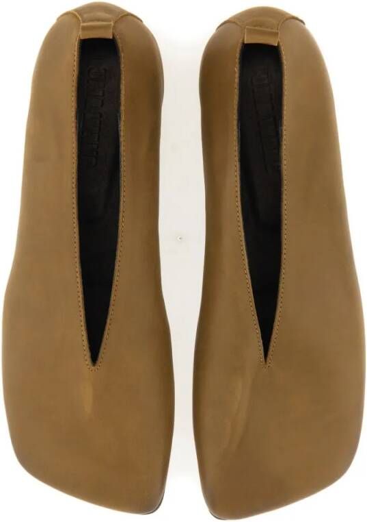 Uma Wang Stone Ballerina in bruin