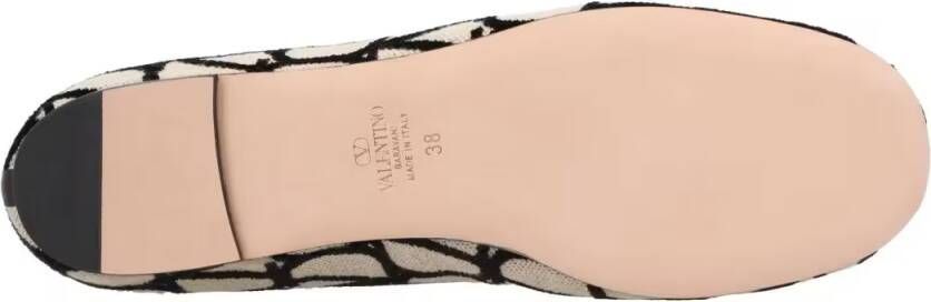 Valentino Garavani Ballerinas With Iconographic Motif And Bow Detaili in beige