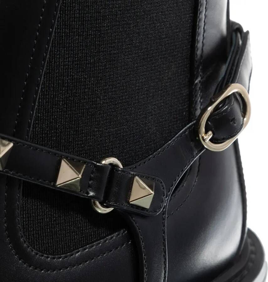 Valentino Garavani Boots Beatle Rockstud Boots in zwart