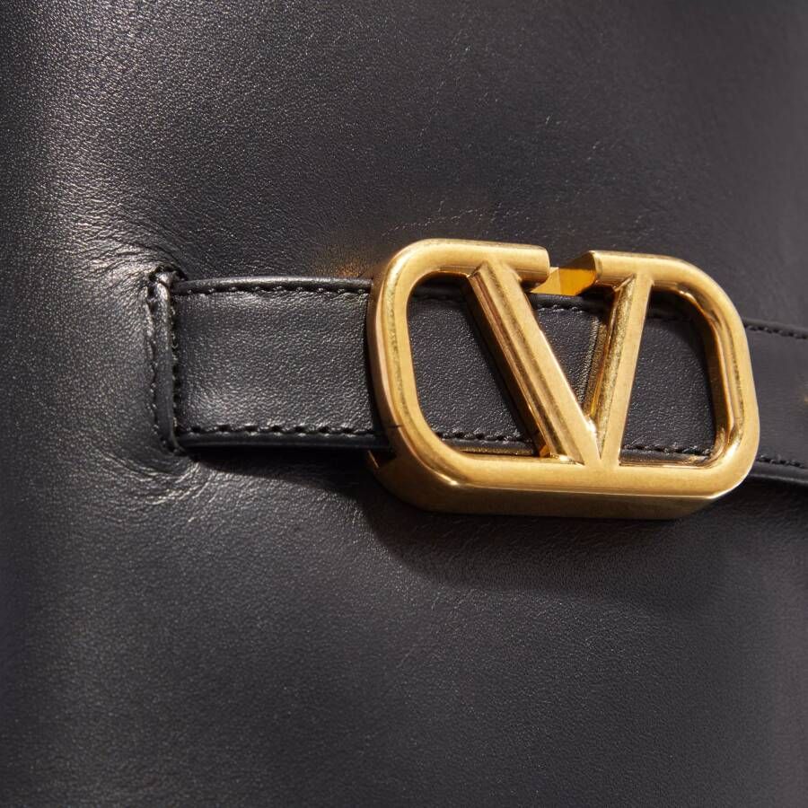 Valentino Garavani Boots & laarzen Signature Smooth Leather Boots in zwart