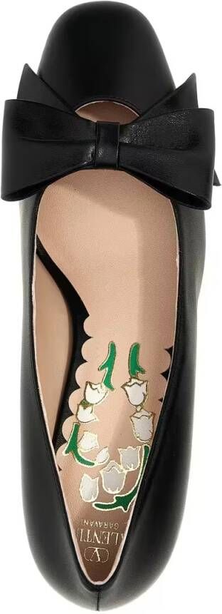 Valentino Garavani Hoge hakken 'Bowow' Pumps in zwart