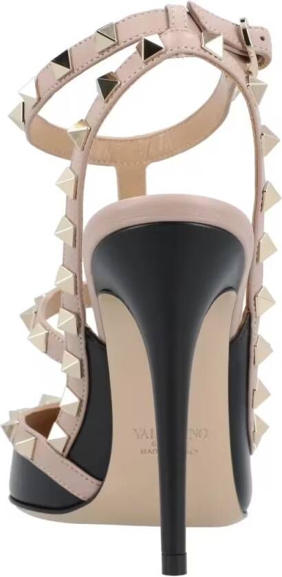 Valentino Garavani Hoge hakken Leather Gold-Tone Rockstud Black in zwart