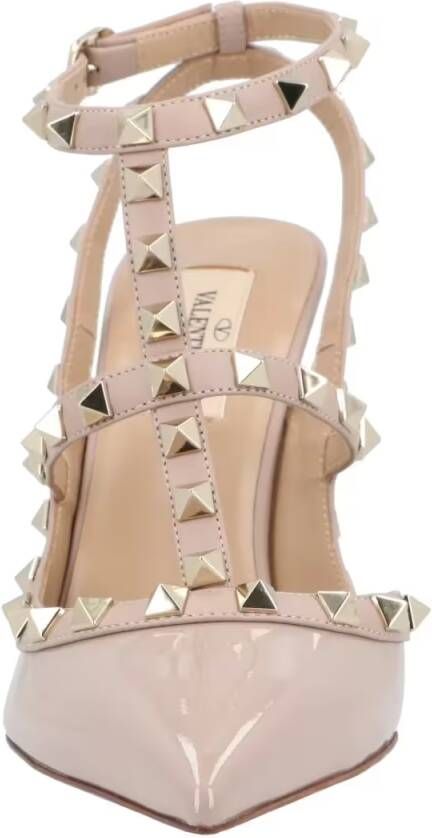 Valentino Garavani Hoge hakken Patent Rockstud Caged Pump Beige in beige