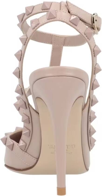 Valentino Garavani Hoge hakken Pointed Toe Rockstud Pumps With Adjustable Ankle S in beige