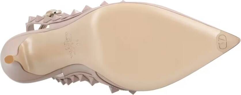 Valentino Garavani Hoge hakken Pointed Toe Rockstud Pumps With Adjustable Ankle S in beige