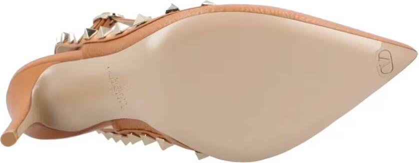 Valentino Garavani Hoge hakken Rockstud 100 Leather Pumps Beige in beige
