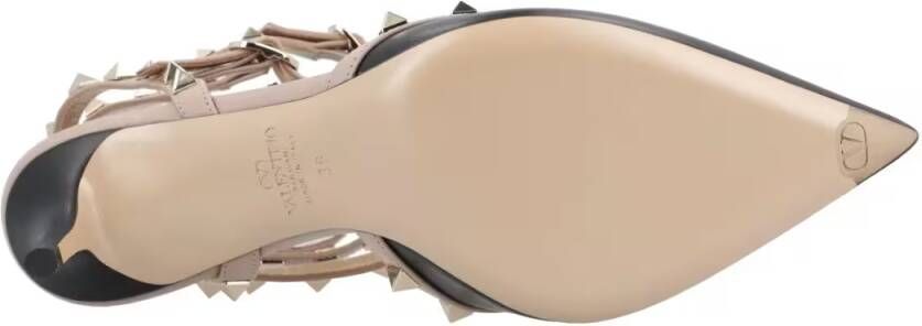 Valentino Garavani Hoge hakken Rockstud 65Mm Cage Pumps Black in zwart
