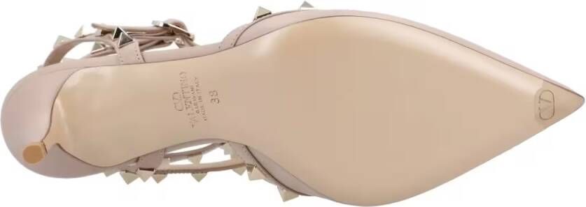 Valentino Garavani Hoge hakken Rockstud Leather Pumps in beige