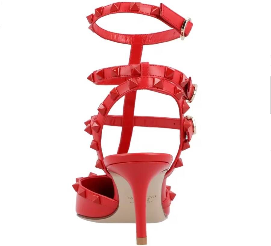 Valentino Garavani Hoge hakken Rockstud' Pumps Red in rood