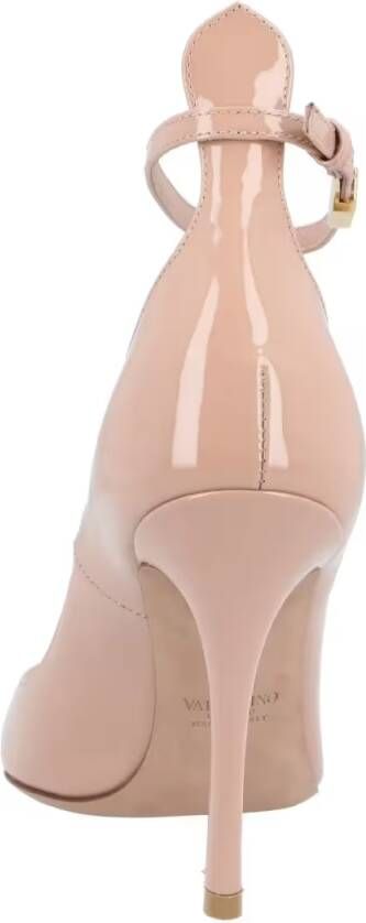 Valentino Garavani Hoge hakken Tan-Go Patent Leather Pump 100Mm Nude in beige