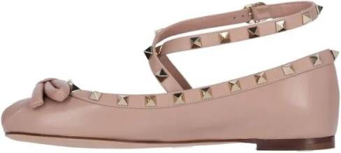Valentino Garavani Loafers Ballerina Rockstud in roze