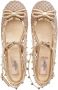 Valentino Garavani Loafers Ballerina Rockstud in goud - Thumbnail 2