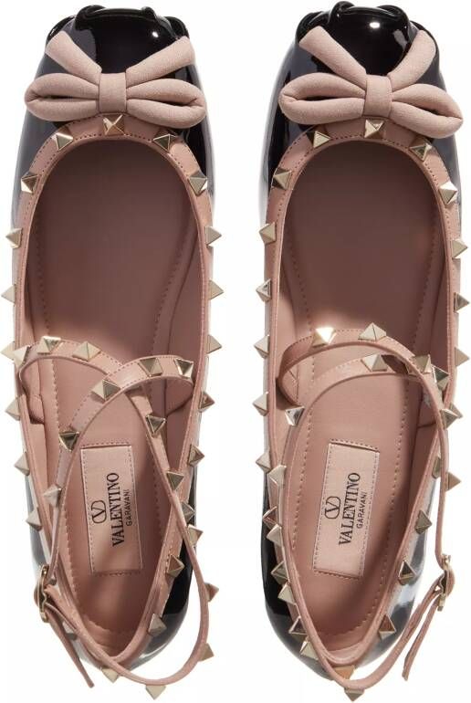 Valentino Garavani Loafers Ballerina Rockstud in beige