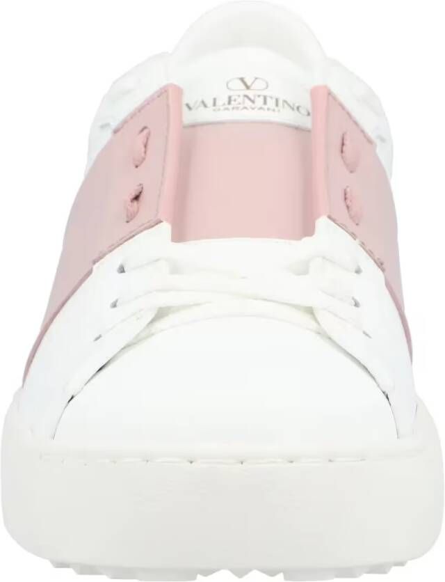 Valentino Garavani Low-Top Sneakers Calfskin Sneakers With Contrasting Band And Rubber in wit