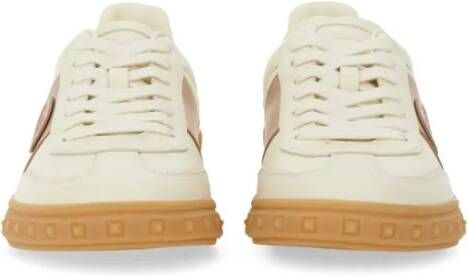 Valentino Garavani Low-Top Sneakers "Upvillage" Sneaker in beige