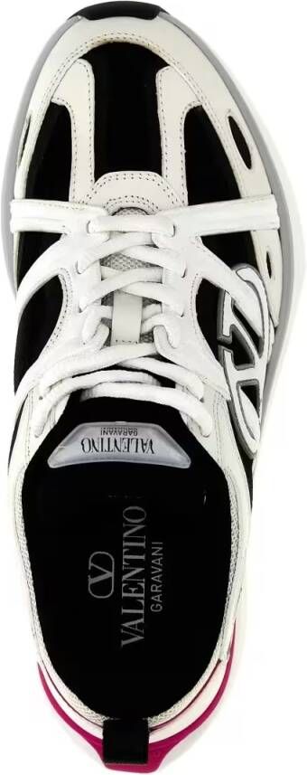 Valentino Garavani Low-Top Sneakers 'Vlogo Easyjog' Sneakers in wit