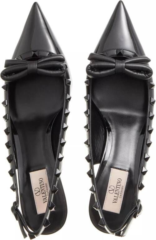 Valentino Garavani Pumps & high heels Rockstud Slingback Pumps in zwart