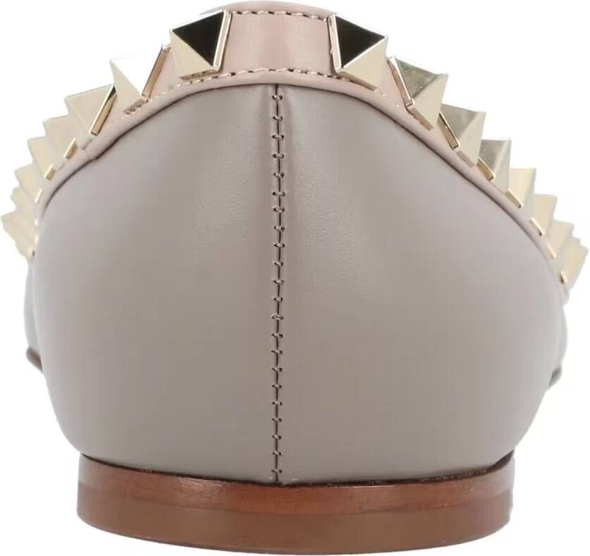 Valentino Garavani Rockstud Ballerina Flats With Silver Stud Embellis in grijs