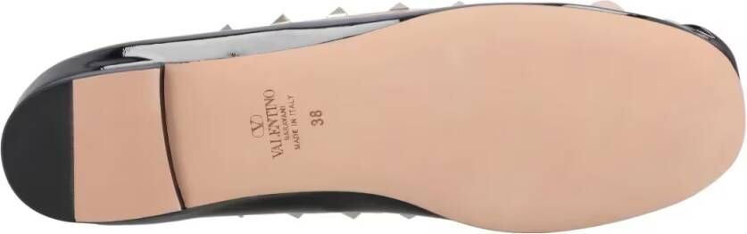 Valentino Garavani Rockstud Ballerina Shoes Black in zwart