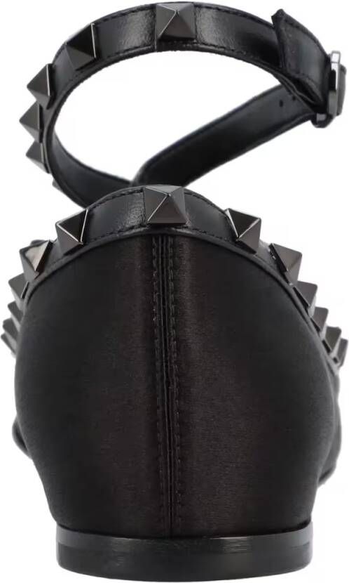 Valentino Garavani Rockstud Ballerinas Black in zwart