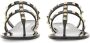 Valentino Garavani Rubber "Rockstud" Low Sandal in zwart - Thumbnail 2