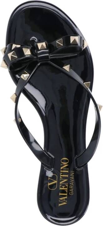 Valentino Garavani Sandalen 'Rockstud' Flip-Flop Sandals – Black in zwart