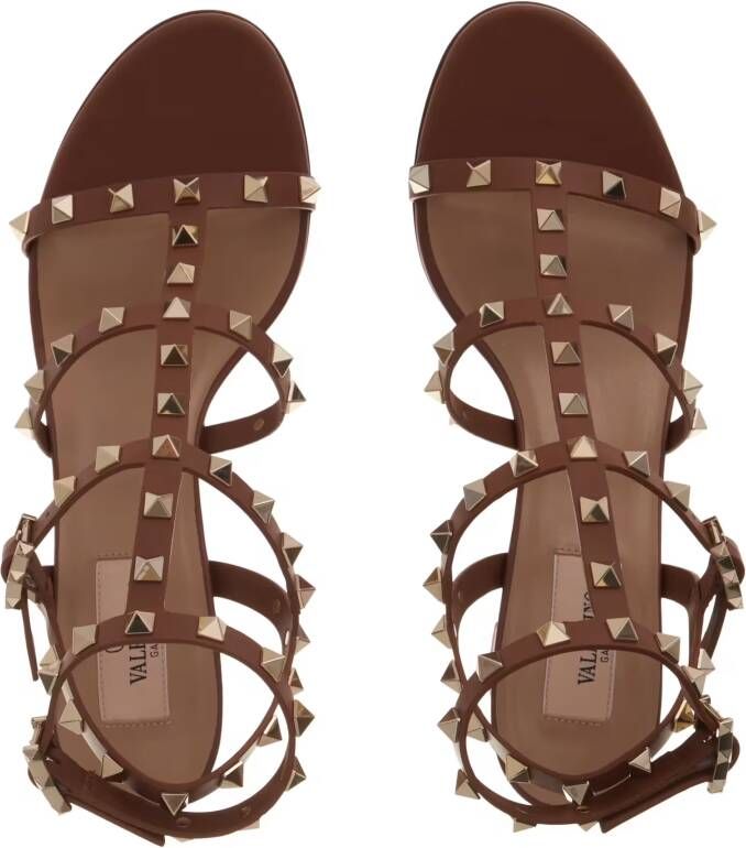 Valentino Garavani Sandalen Rockstud Sandals in bruin