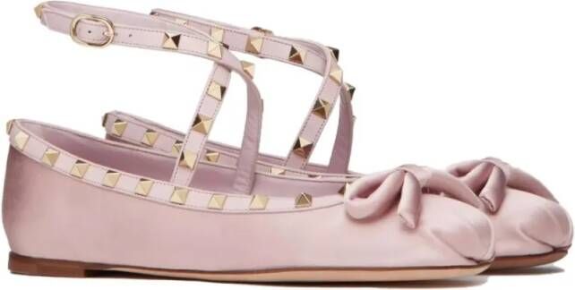 Valentino Garavani Satin "Rockstud" Ballerina in roze