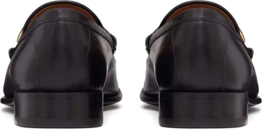 Valentino Garavani V-Logo Moon Leather Loafers in zwart