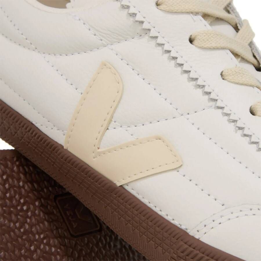 Veja Low-Top Sneakers Panenka in wit