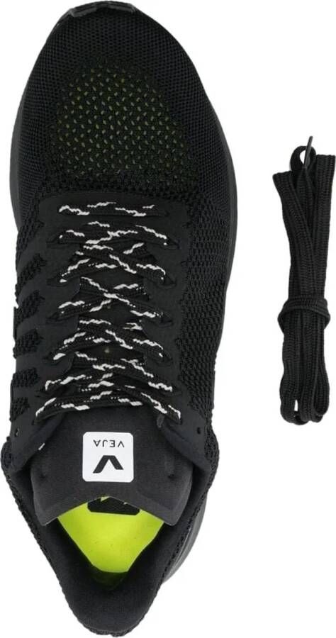Veja Low-Top Sneakers Marlin Lt V-knit Sneakers in zwart