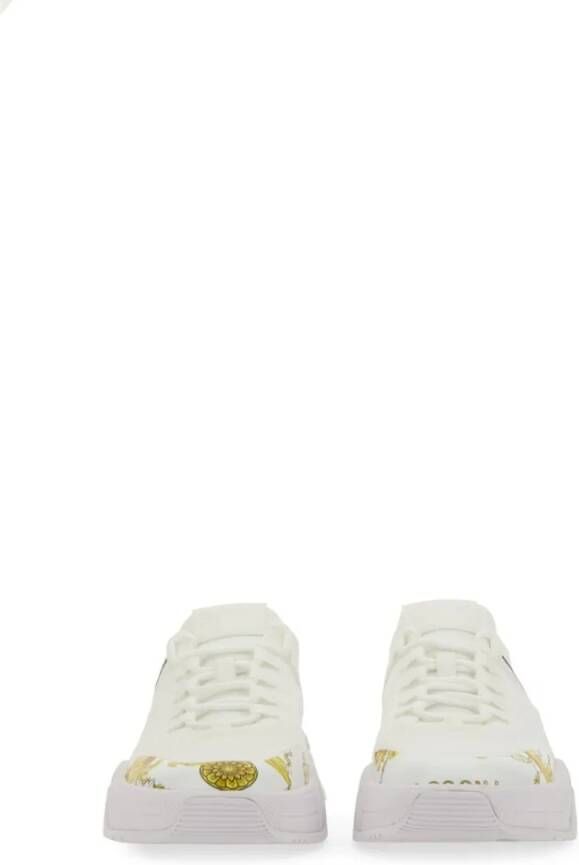 Versace Jeans Couture Low-Top Sneakers White Sneakers With Bold Logo And Textured Upper in wit
