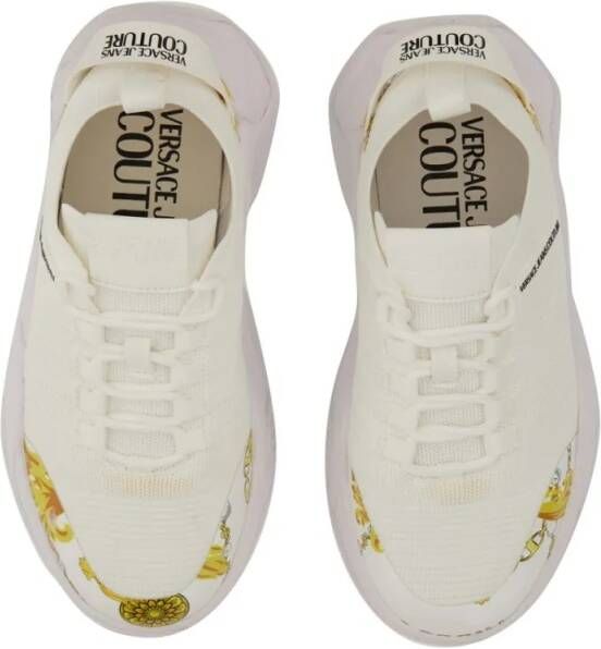 Versace Jeans Couture Low-Top Sneakers White Sneakers With Bold Logo And Textured Upper in wit