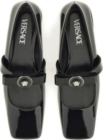 Versace Patent Leather Ballerina "Gianni Ribbon" in zwart