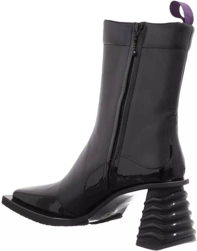 Eytys Pumps & high heels Gaia Leather in zwart