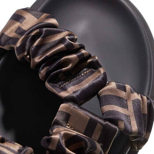 Fendi Sandalen Sandals in brown