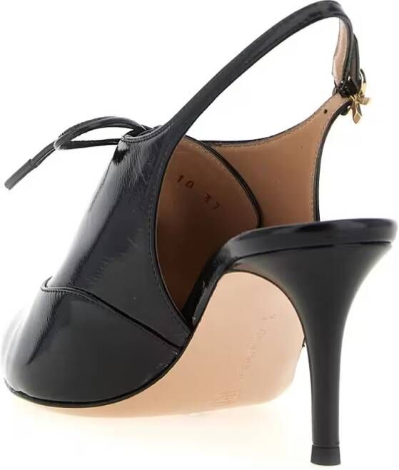 Gianvito Rossi Hoge hakken 'Veronica' Slingback in zwart