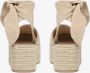 Gianvito Rossi Sandalen Almeria Slingback Shoes in beige - Thumbnail 1