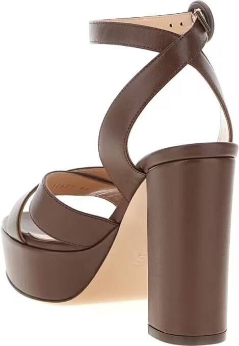 Gianvito Rossi Sandalen 'Sabrina' Sandals in bruin