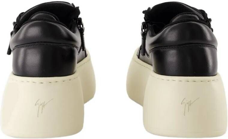 giuseppe zanotti Low-Top Sneakers Gz94 Maxi Sneakers Leather Black in zwart