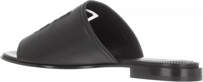 Givenchy Slippers & Mules 4G Flat Sandals Leather in zwart