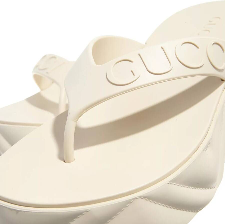 Gucci Sandalen Thong Platform Sandal in crème