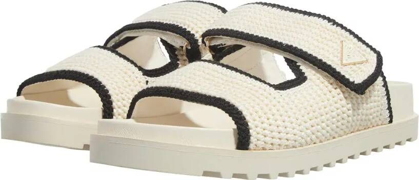 Guess Sandalen Fadenna in crème