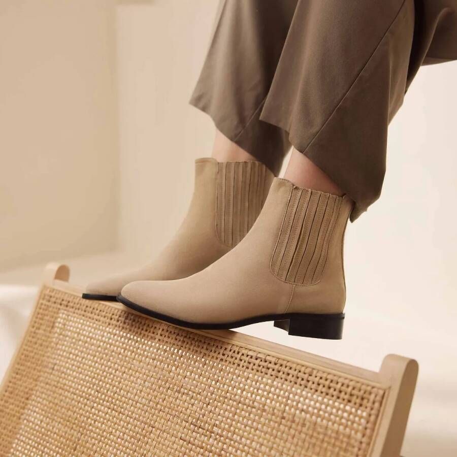 Isabel Bernard Enkellaarzen Vendôme Chey Chelsea Boots in beige