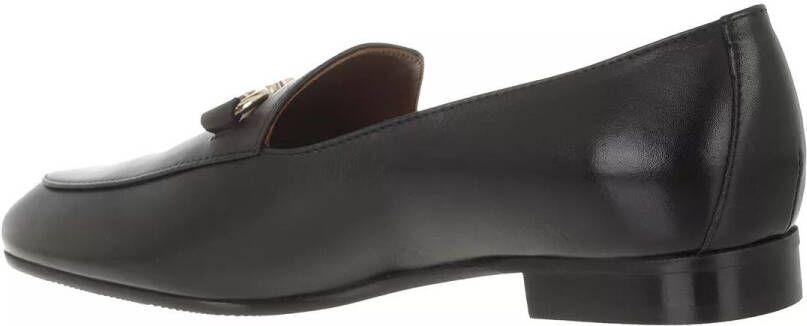Isabel Bernard Loafers Vendôme Fleur Calfskin Leather Loafers in zwart