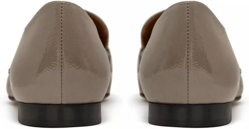 Isabel Bernard Loafers & ballerina schoenen Vendôme Margaux calfskin patent leather loafers in grijs