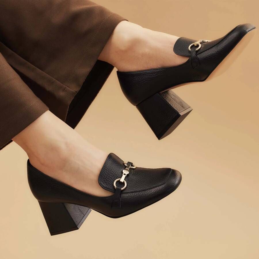 Isabel Bernard Low-Top Sneakers Vendôme Ambre Pumps in zwart