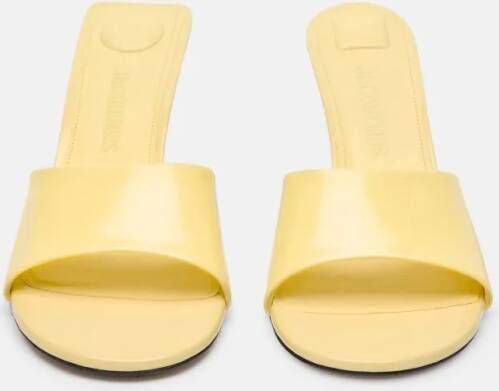 Jacquemus Sandalen Les Mules Cubisto in geel